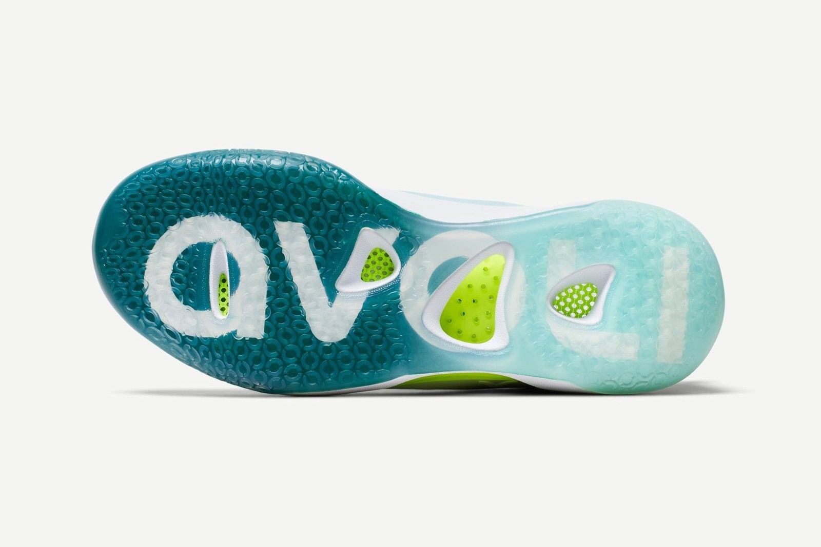 The Low outsole with the avoli wordmark in white on dark teal.