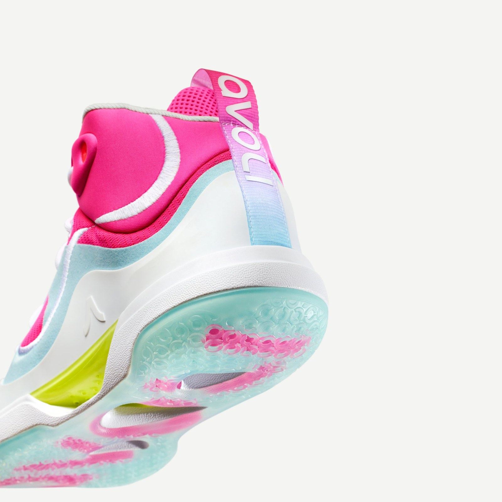 The Cotton Candy Mid from below the heel, with a pink-to-blue avoli heel tab.